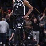 
              Brooklyn Nets' Kevin Durant reacts after making a shot during the second half of the NBA basketball game against the New York Knicks at the Barclays Center, Sunday, Mar. 13, 2022, in New York. The Nets defeated the Knicks 110-107. (AP Photo/Seth Wenig)
            