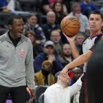 
              Detroit Pistons head coach Dwane Casey argues a call with referee Andy Nagy during the second half of an NBA basketball game against the Atlanta Hawks, Monday, March 7, 2022, in Detroit. (AP Photo/Carlos Osorio)
            
