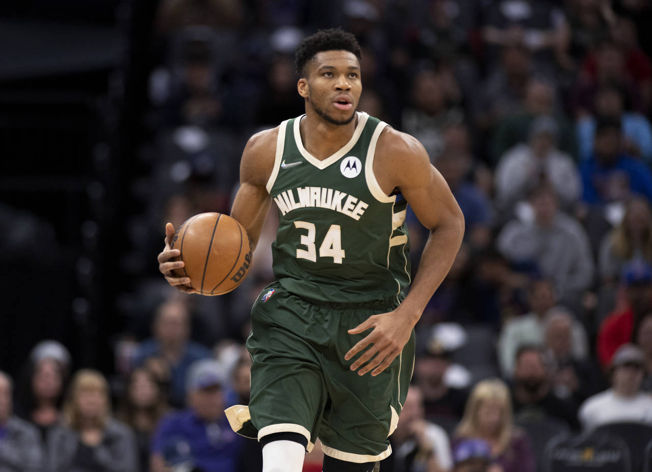 Giannis Antetokounmpo Milwaukee Bucks Green Jersey*