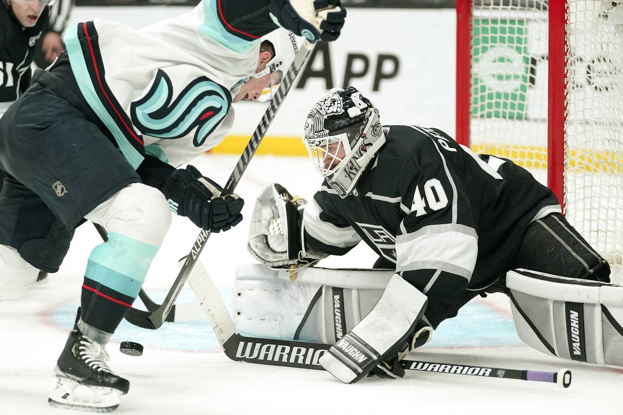 Wennberg's quick goal helps Kraken to 6-1 victory over Kings - The Columbian