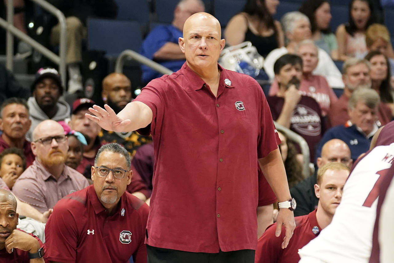 South Carolina head coach Frank Martin directs his players against Mississippi State during the fir...