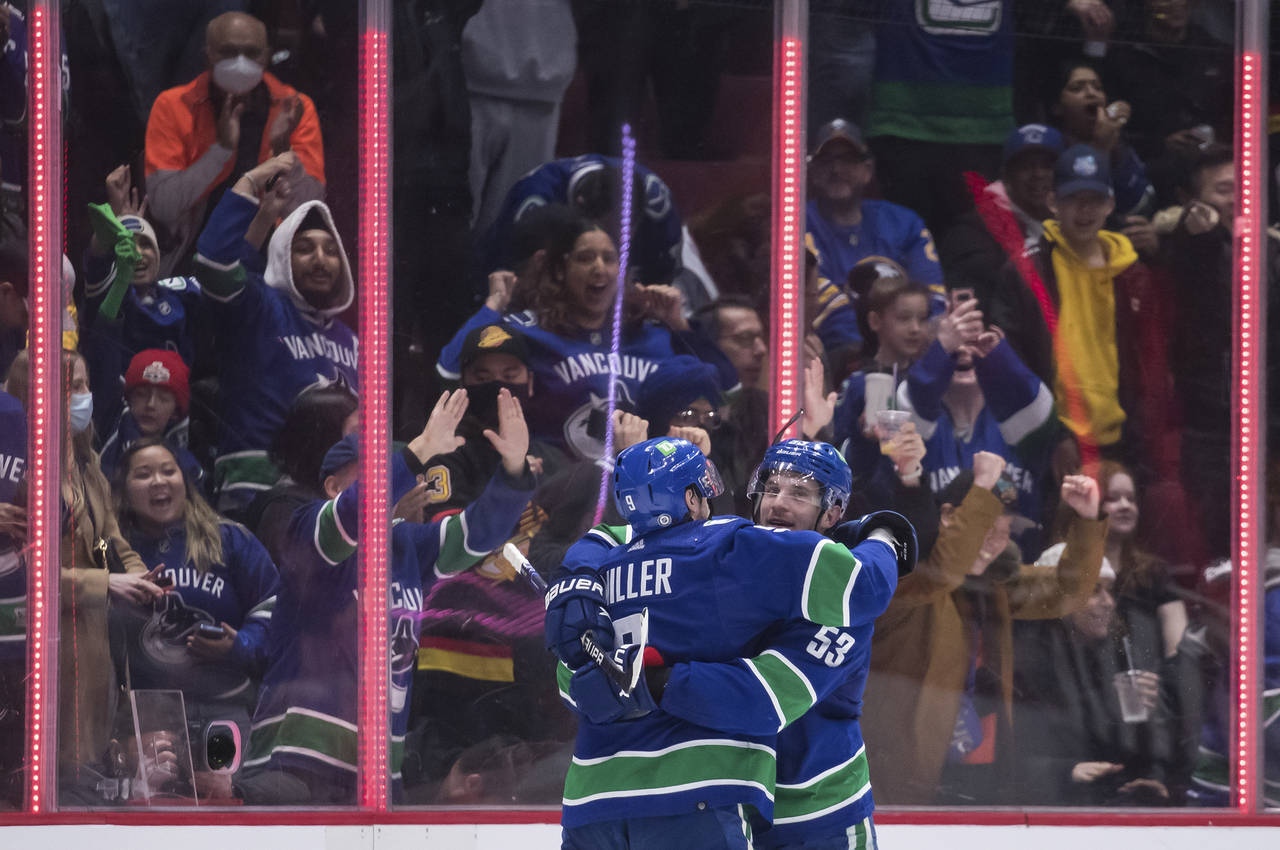 Dahlin's OT goal lifts Sabres over Canucks 3-2 - Seattle Sports
