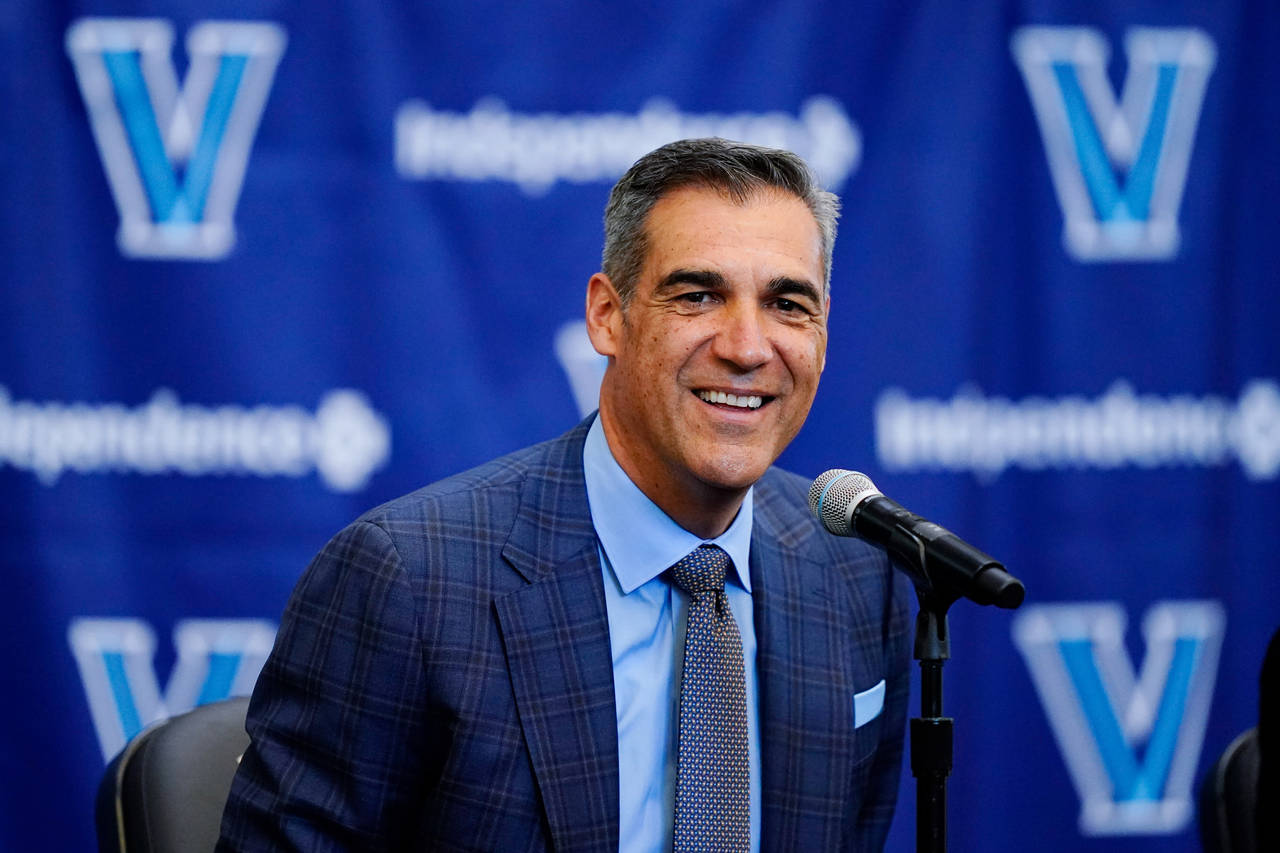 Jay Wright speaks at a news conference about his resignation as NCAA college basketball coach at Vi...