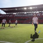 
              Rangers' players train with his players during a training session at the Ramon Sanchez-Pizjuan Stadium in Seville, Spain, Tuesday, May 17, 2022. Eintracht Frankfurt and Glasgow Rangers are holding stadium training sessions ahead of the Europa League final on Wednesday in Seville.(AP Photo/Pablo Garcia)
            