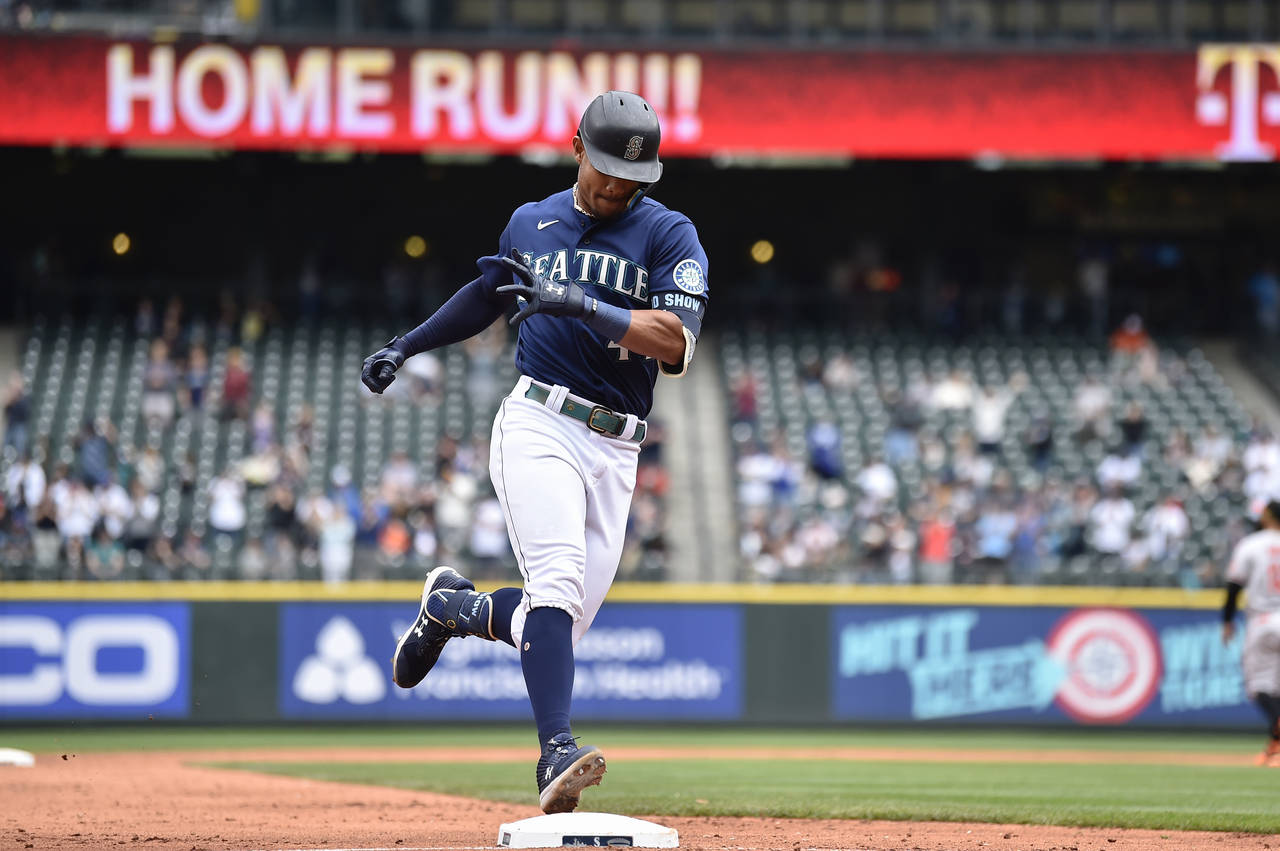 Mariners have three named to All-Star team