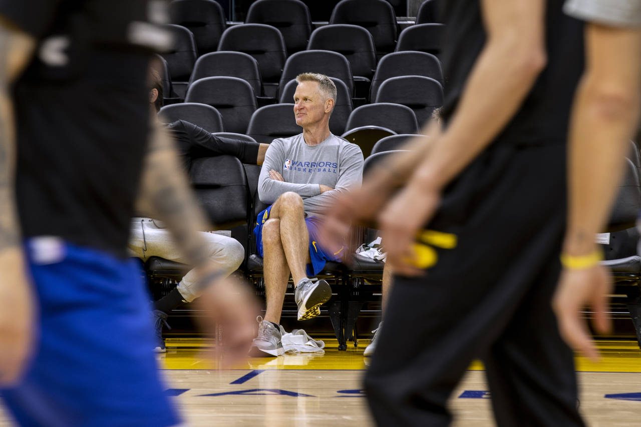 Golden State Warriors coach Steve Kerr watches the basketball team's practice Wednesday, June 1, 20...