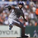 
              Los Angeles Dodgers' Clayton Kershaw pitches against the San Francisco Giants during the first inning of a baseball game in San Francisco, Saturday, June 11, 2022. (AP Photo/Jeff Chiu)
            