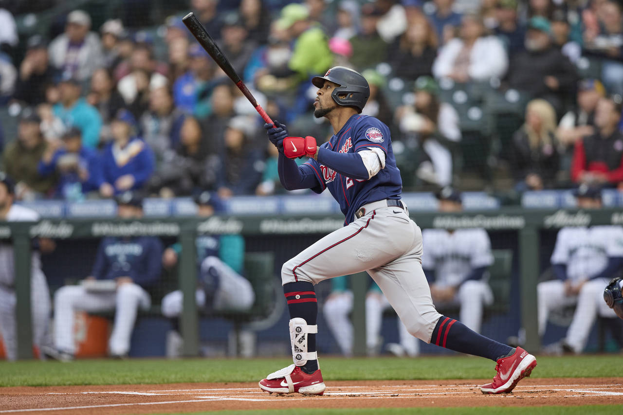 Minnesota Twins' Byron Buxton hits a two-run home run off a pitch from Seattle Mariners starter Chr...