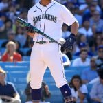 LOS ANGELES, CALIFORNIA - JULY 18: Julio Rodriguez #44 of the Seattle Mariners bats during the 2022 T-Mobile Home Run Derby at Dodger Stadium on July 18, 2022 in Los Angeles, California. (Photo by Sean M. Haffey/Getty Images)