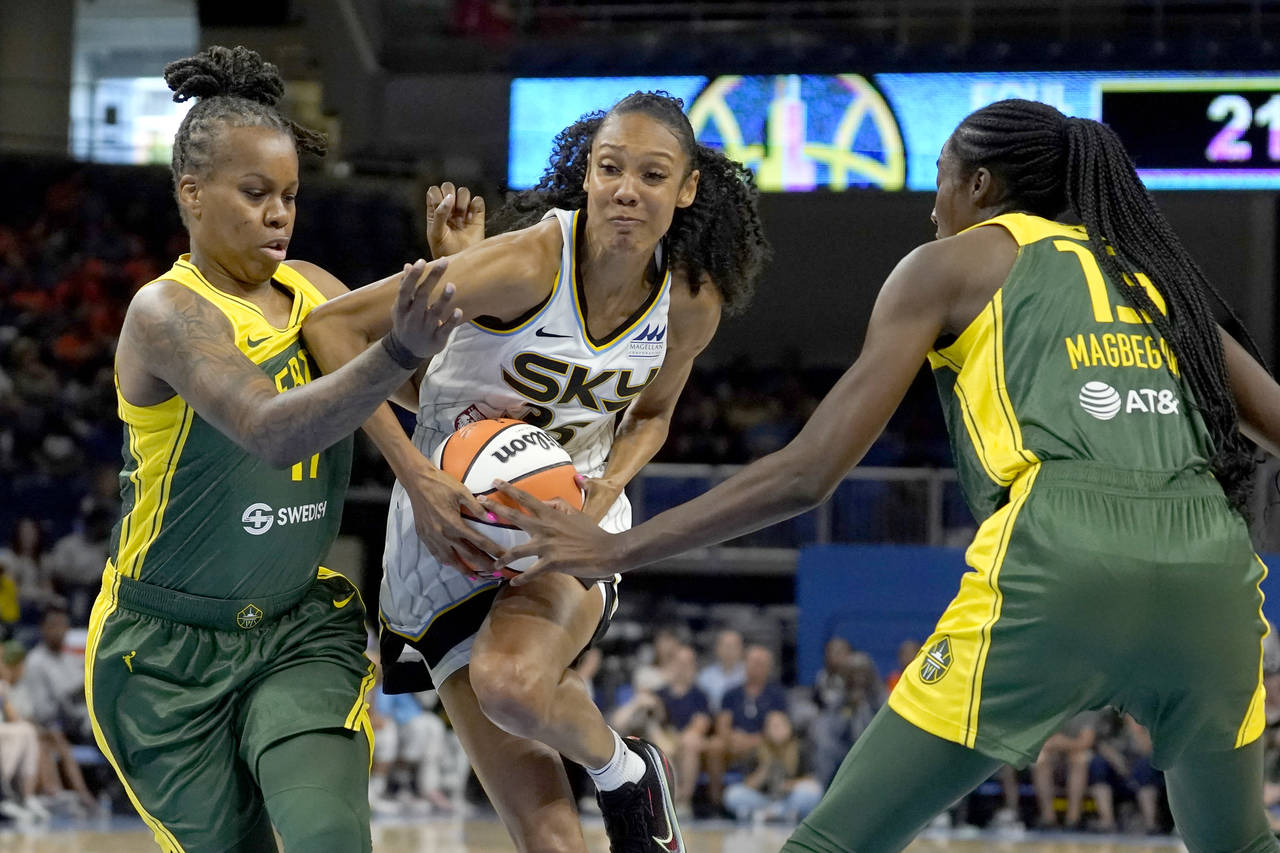 Seattle Storm Chicago Sky...