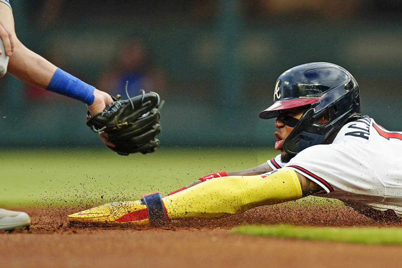 The evolution of Ronald Acuna's autograph over the past year - Battery Power