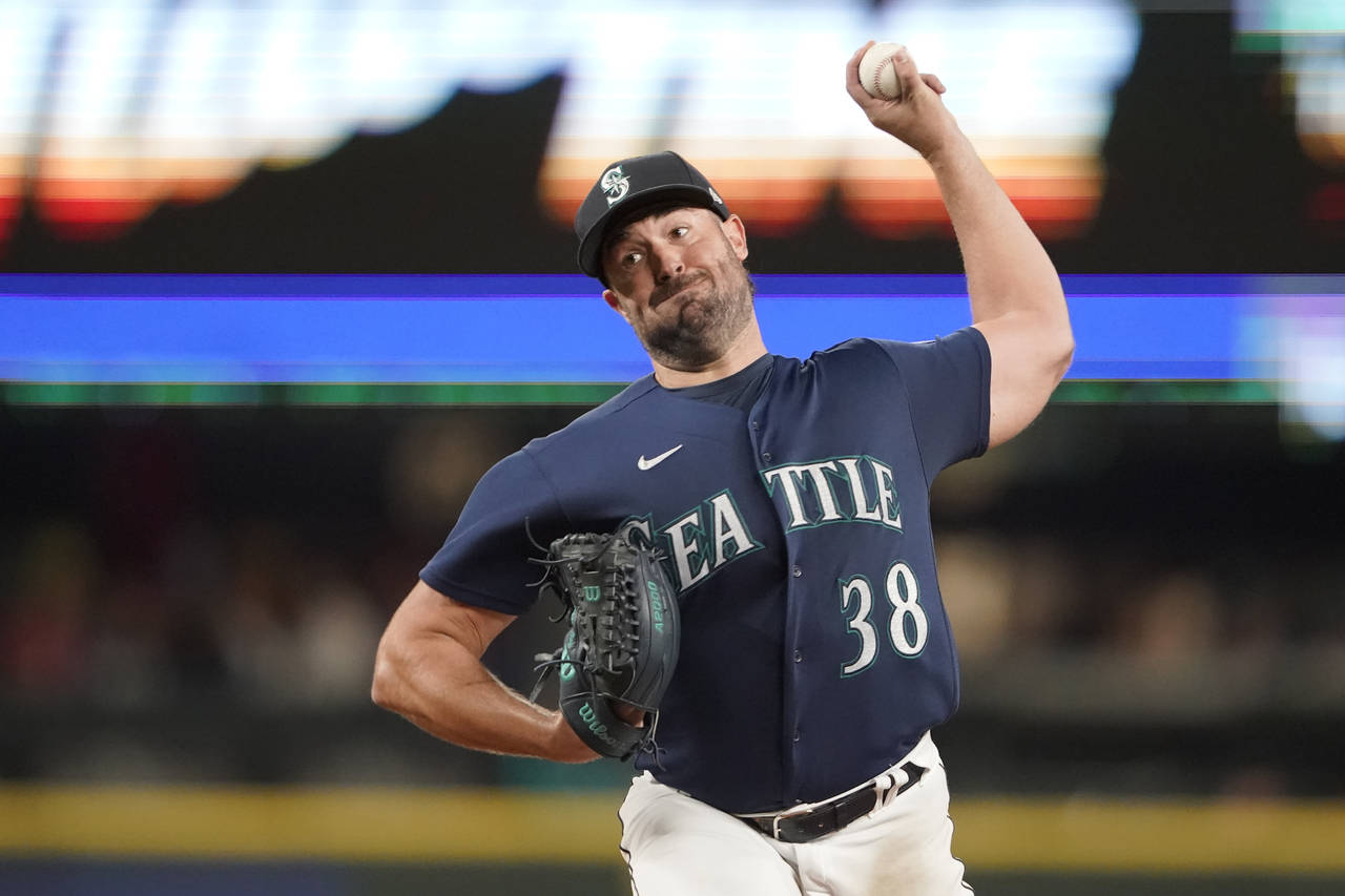 Ray takes no-hit try into 7th, Mariners beat Nationals - Seattle