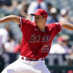 
              Los Angeles Angels starting pitcher Tucker Davidson throws to a Minnesota Twins batter during the fourth inning of a baseball game Sunday, Aug. 14, 2022, in Anaheim, Calif. (AP Photo/Marcio Jose Sanchez)
            