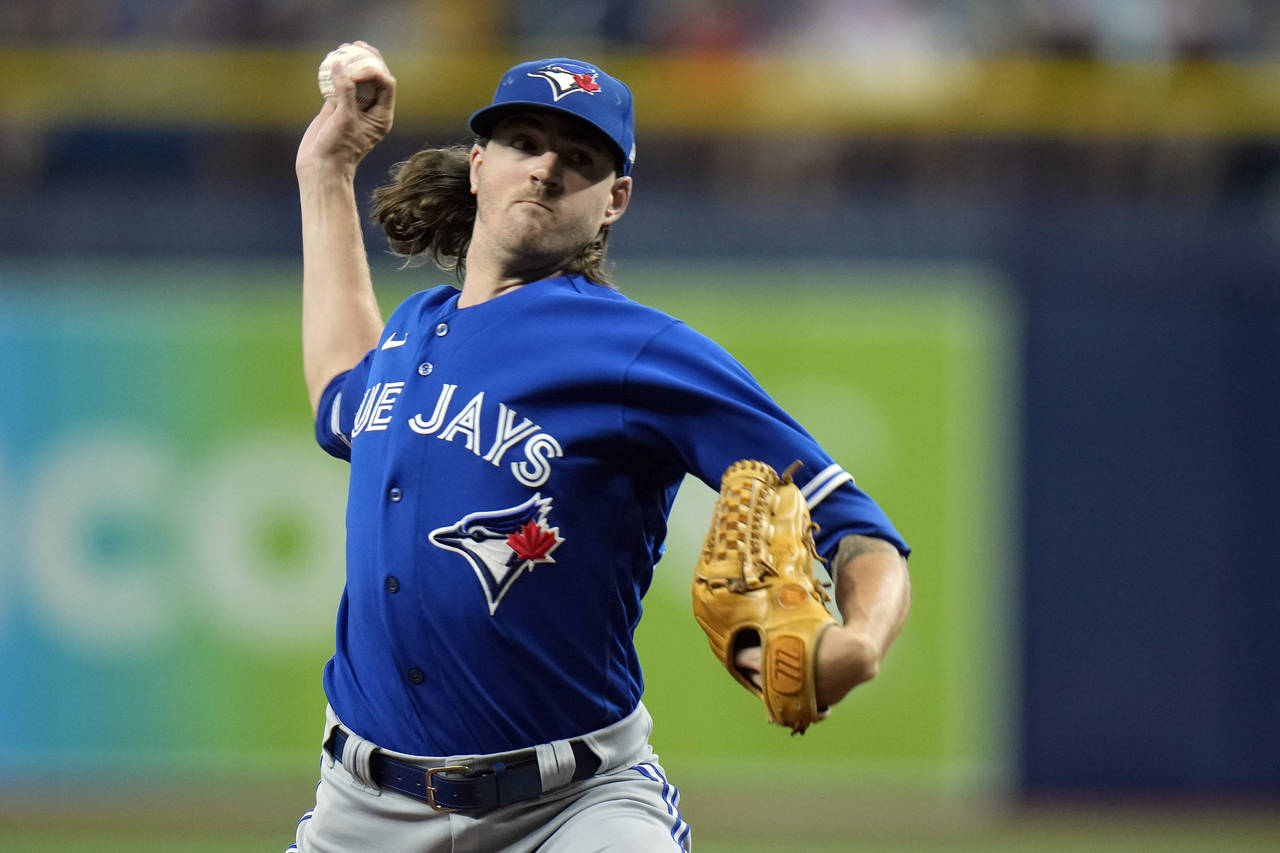 Toronto Blue Jays starting pitcher Kevin Gausman delivers to the Tampa Bay Rays during the first in...