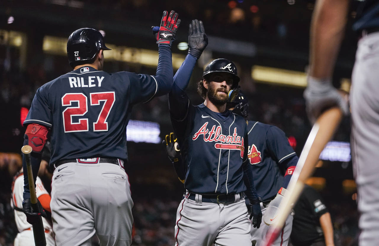 Braves beat Astros with Austin Riley's bat, Kyle Wright's arm