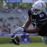 
              Northwestern tight end Thomas Gordon (87) can't catch a pass against Duke during the first half of an NCAA college football game, Saturday, Sept.10, 2022, in Evanston, Ill. (AP Photo/David Banks)
            