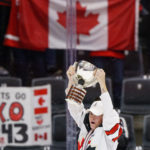 
              Canada's Blayre Turnbull holds up the trophy after The IIHF World Championship Woman's ice hockey gold medal match between USA and Canada in Herning, Denmark, Sunday, Sept. 4, 2022. (Bo Amstrup/Ritzau Scanpix via AP)
            