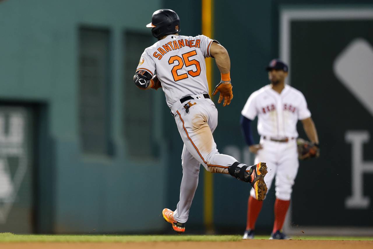 Once hit-less Orioles slugger slams homer in Red Sox loss