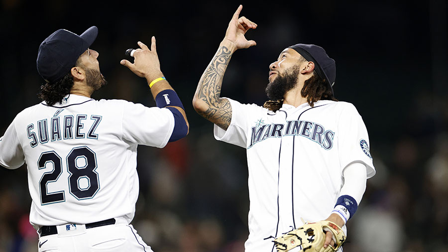 Kirby, Suárez lead Mariners past Rangers 3-1; magic number down to 3