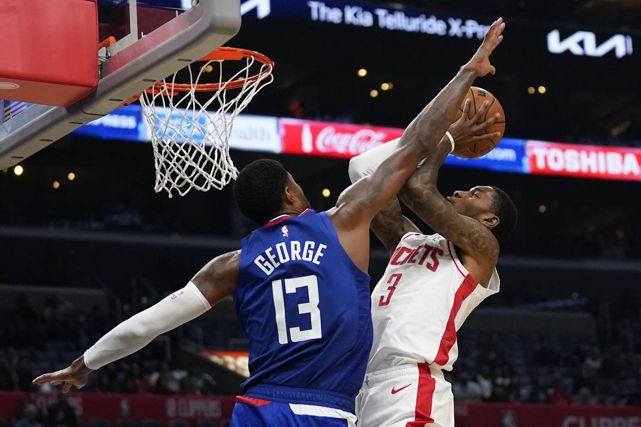 Paul George's jumper lifts Clippers over Rockets, ends skid - Los Angeles  Times