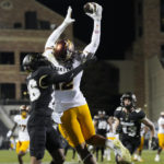 
              Arizona State tight end Jalin Conyers, right, pulls in a pass for a touchdown as Colorado cornerback Jason Oliver defends in the second half of an NCAA college football game Saturday, Oct. 29, 2022, in Boulder, Colo. (AP Photo/David Zalubowski)
            