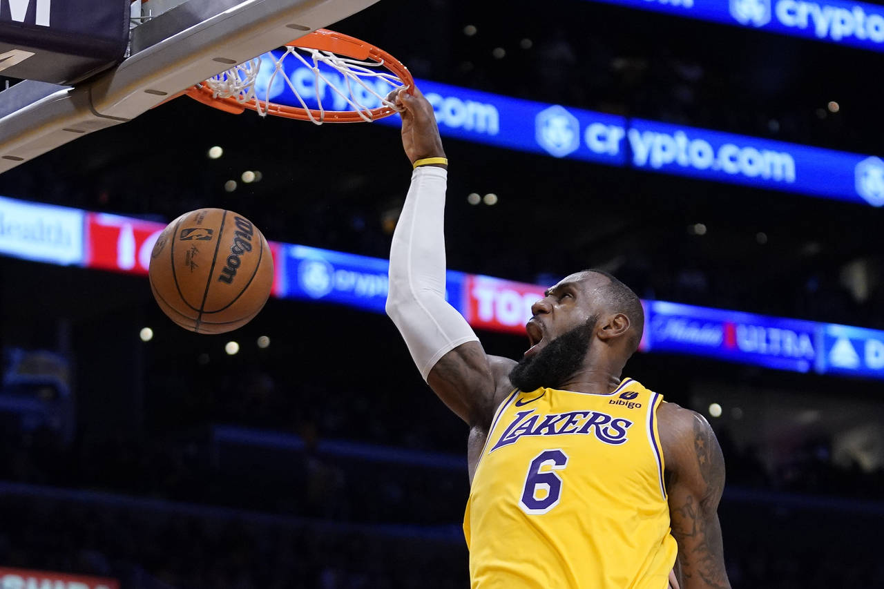 Kawhi scores 14 in return, Clippers hold off Lakers 103-97 - Seattle Sports