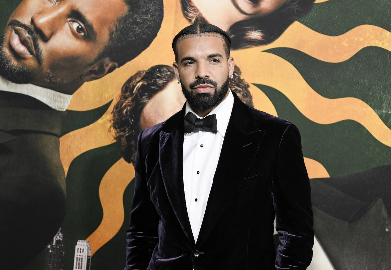 Drake attends the world premiere of "Amsterdam" at Alice Tully Hall on Sunday, Sept. 18, 2022, in N...