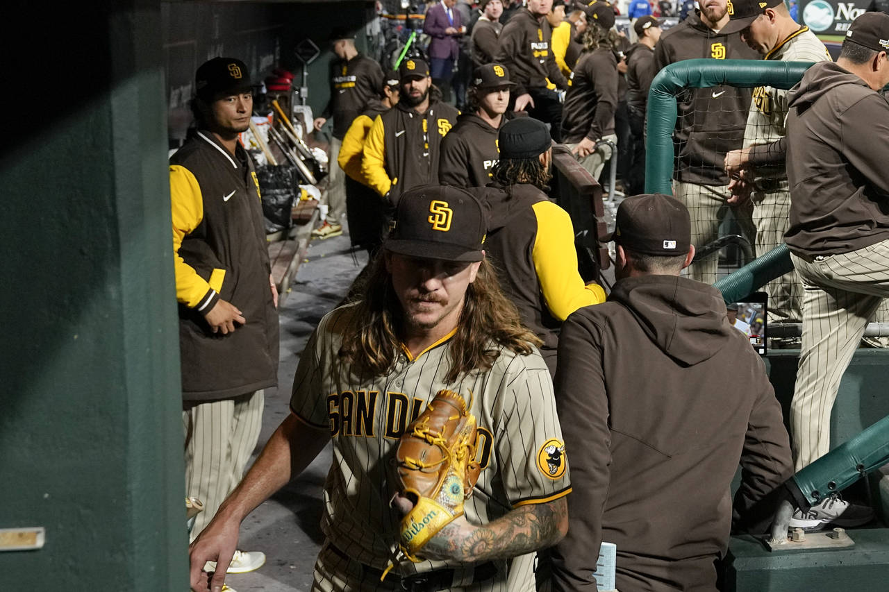 San Diego Padres starting pitcher Mike Clevinger leaves the game during the first inning in Game 4 ...