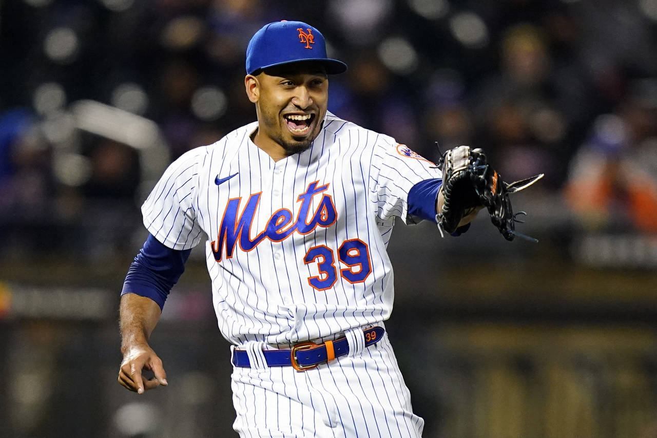 FILE - New York Mets relief pitcher Edwin Diaz (39) reacts after the final out in the first basebal...