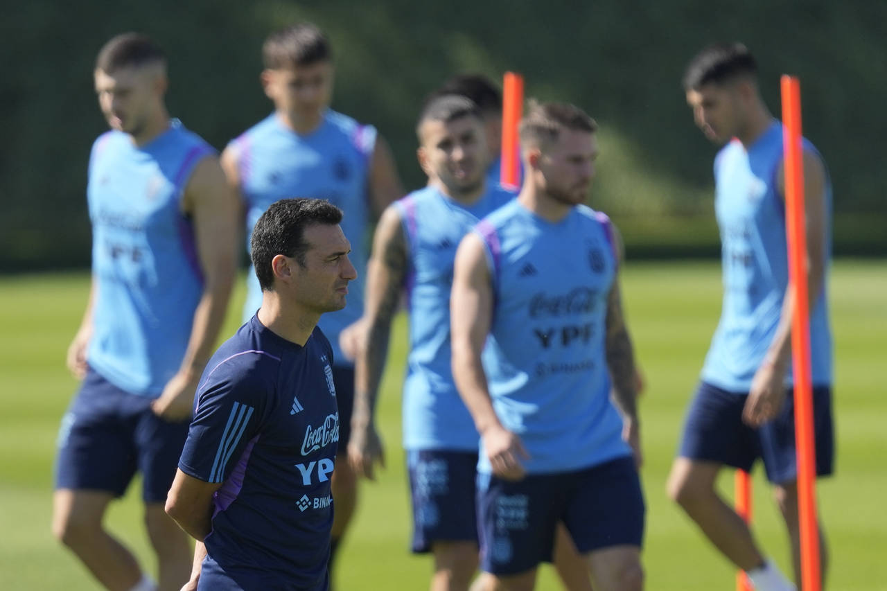 Argentina's head coach Lionel Scaloni looks on during a training session of Argentina's national so...