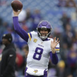 
              Minnesota Vikings quarterback Kirk Cousins passes the ball prior to an NFL football game against the Buffalo Bills, Sunday, Nov. 13, 2022, in Orchard Park, N.Y. (AP Photo/Joshua Bessex)
            