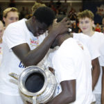 
              Arizona center Oumar Ballo front left, and guard Courtney Ramey celebrate after Arizona defeaed Creighton 81-79 in an NCAA college basketball game in the Maui Invitational on Wednesday, Nov. 23, 2022, in Lahaina, Hawaii. (AP Photo/Marco Garcia)
            