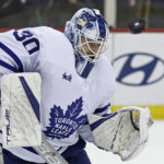 
              Toronto Maple Leafs goaltender Matt Murray makes a save against the New Jersey Devils during the second period of an NHL hockey game Wednesday, Nov. 23, 2022, in Newark, N.J. (AP Photo/Adam Hunger)
            