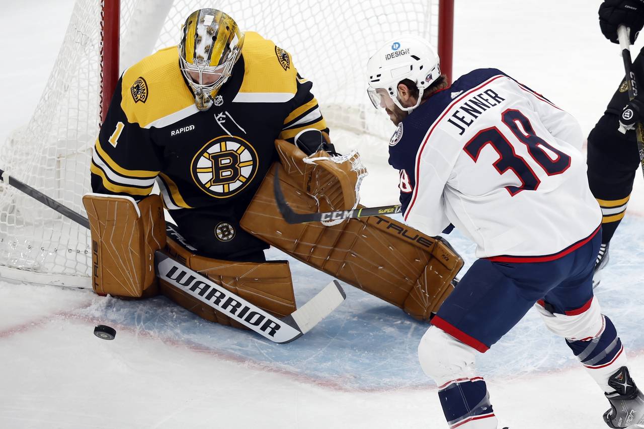 Alaska hockey fans and family celebrate Jeremy Swayman's first NHL