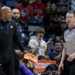 
              Phoenix Suns head coach Monty Williams, left, argues a call in the first half of an NBA basketball game against the New Orleans Pelicans in New Orleans, Friday, Dec. 9, 2022. (AP Photo/Matthew Hinton)
            