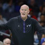 
              Charlotte Hornets head coach Steve Clifford reacts to an official's call as his team plays against the New York Knicks during the first half of an NBA basketball game in Charlotte, N.C., Friday, Dec. 9, 2022. (AP Photo/Nell Redmond)
            