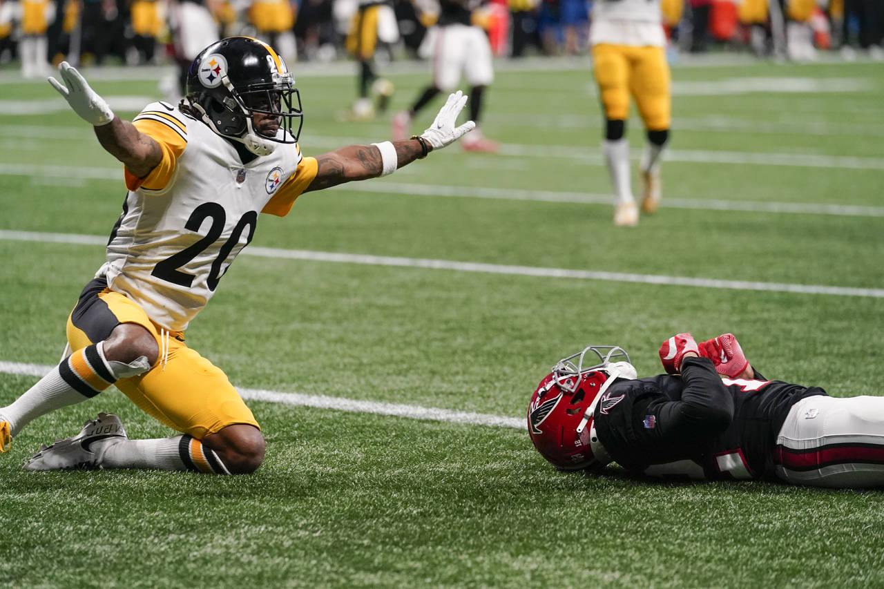 Pittsburgh Steelers cornerback Cameron Sutton (20) reacts to an incomplete pass in the end zone aga...
