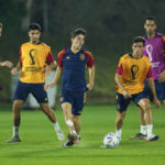 
              Spain players, from left, Dani Olmo, Carlos Soler, Gavi, Hugo Guillamon and Sergio Busquets work out during a training session at Qatar University, in Doha, Qatar, Monday, Dec. 5, 2022. Spain will play against Morocco in the round of 16 phase of the World Cup soccer tournament on Dec. 6. (AP Photo/Julio Cortez)
            