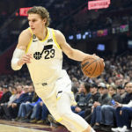 
              Utah Jazz forward Lauri Markkanen drives during the first half of an NBA basketball game against the Cleveland Cavaliers, Monday, Dec. 19, 2022, in Cleveland. (AP Photo/Nick Cammett)
            