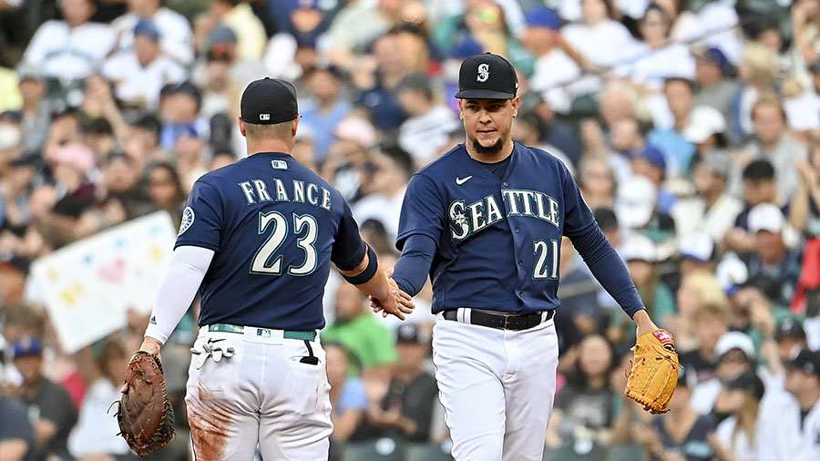 Seattle Mariners on X: Make sure you can see my bulging biceps