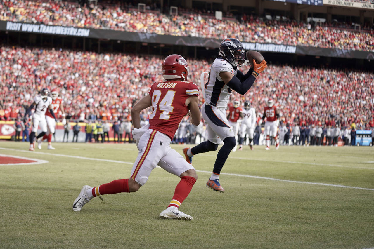 Sluggish Chiefs beat Broncos for 15th straight time, 27-24 - Seattle Sports