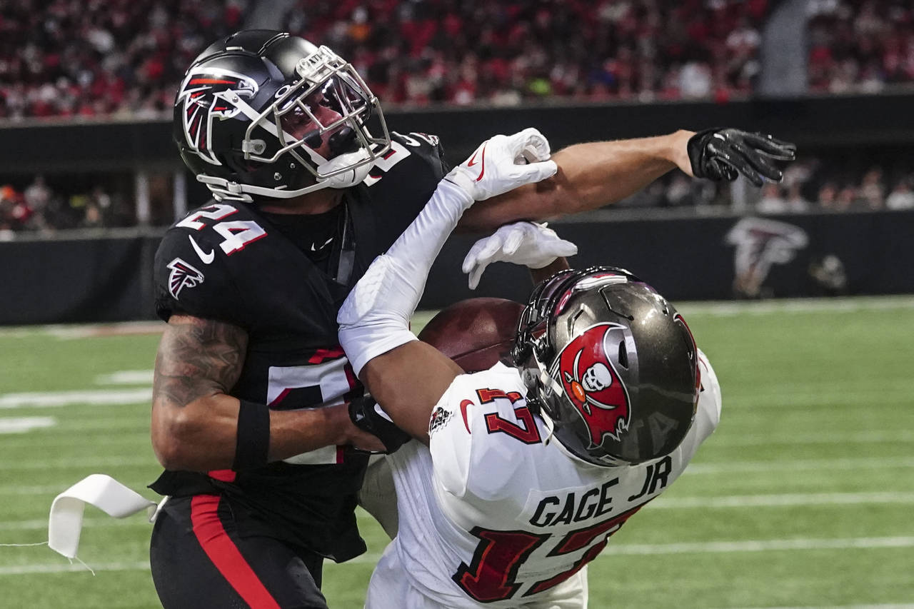 Atlanta Falcons running back Aaron Stecker (30) prepares for their