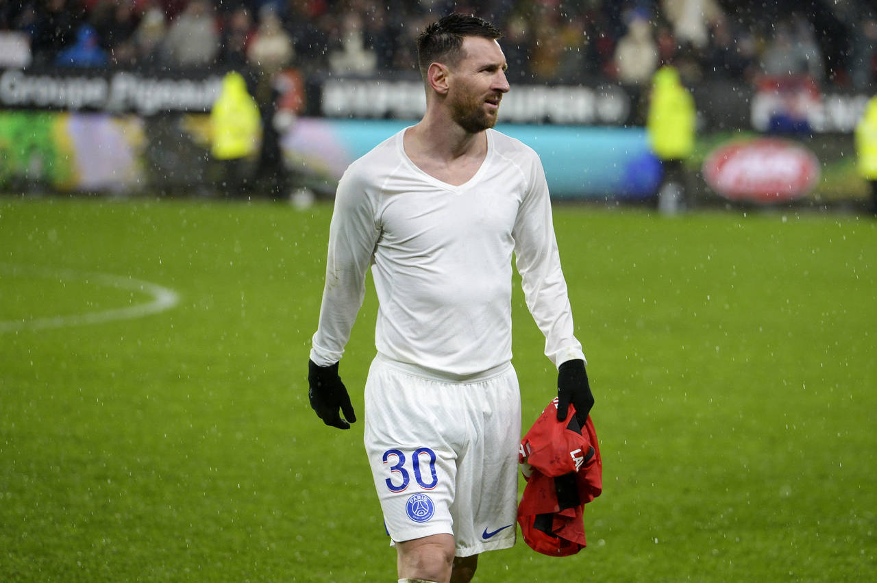 PSG's Lionel Messi leaves the pitch after the League One soccer match Rennes against Paris Saint-Ge...