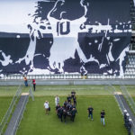 
              The coffin with the remains of Brazilian soccer great Pele is carried for his wake on the pitch of the Vila Belmiro stadium in Santos, Brazil, Monday, Jan. 2, 2023. (AP Photo/Matias Delacroix)
            