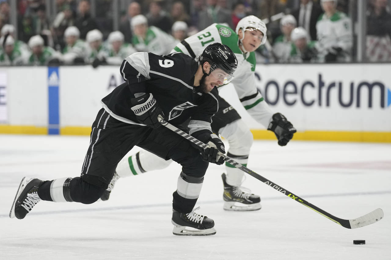 Los Angeles Kings right wing Adrian Kempe (9) controls the puck against Dallas Stars left wing Jaso...