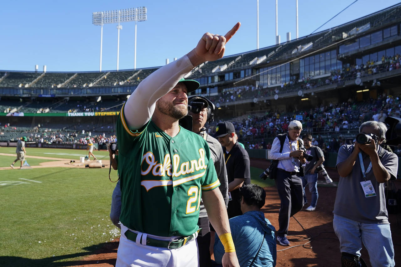 Athletics' Stephen Vogt ends ca atlanta braves jersey custom name