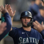 Crawford has 4 hits, Rodríguez homers in Mariners' 6-2 victory