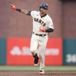 Julio Rodríguez delivers in 4-run 9th against All-Star closer Camilo Doval  as Mariners beat Giants 6-5 