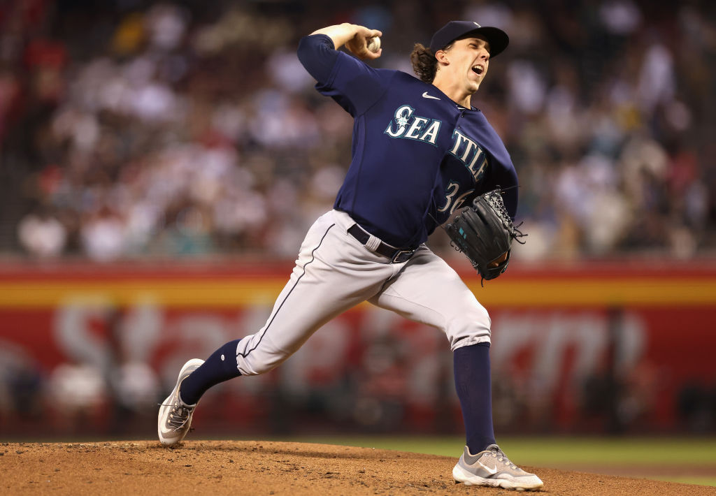 Mariners score 4 runs in the 1st, cruise to a 5-2 win over the