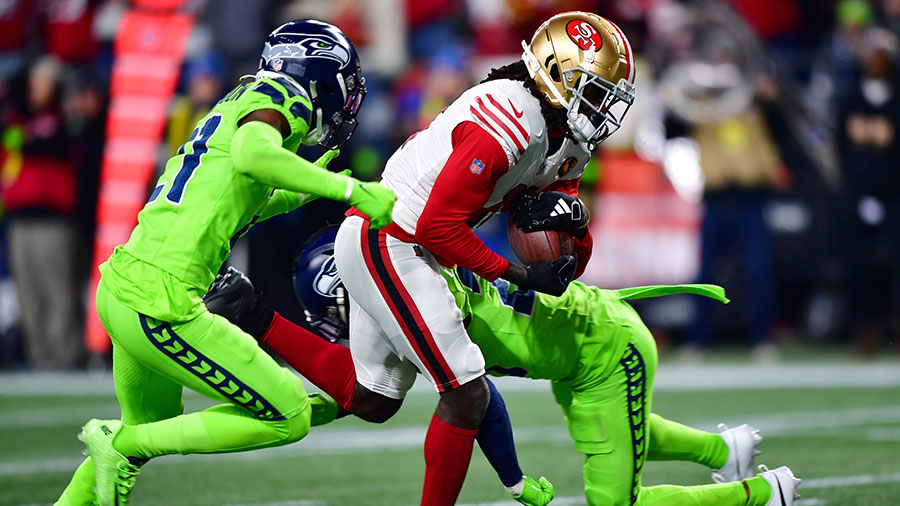 Seattle Seahawks 49ers Brandon Aiyuk...